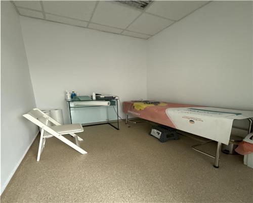 Cabinete medicale, 2 unitati, de inchiriat, zona Super  Copou