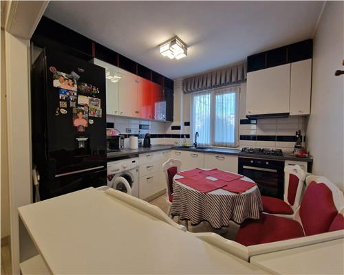 Apartament 3 cam, de vanzare, zona TatarasiDispecer