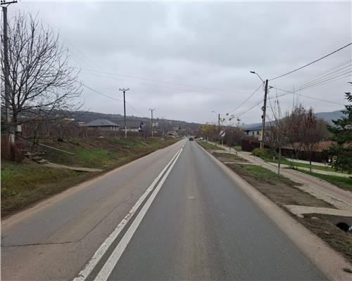 Teren intravilan de vanzare, Tomesti deal cu utilitati, priveliste unica!