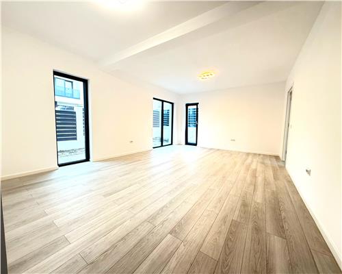 Vila moderna 132 mp, canalizare, finisata, Miroslava