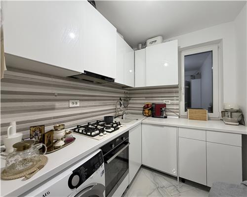 Apartament 3 camere de vanzare Pacurari Alpha Bank