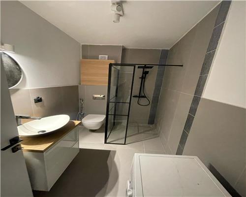 Inchiriez apartament 2 camere, open space, Complex 7 Moon  Sorogari