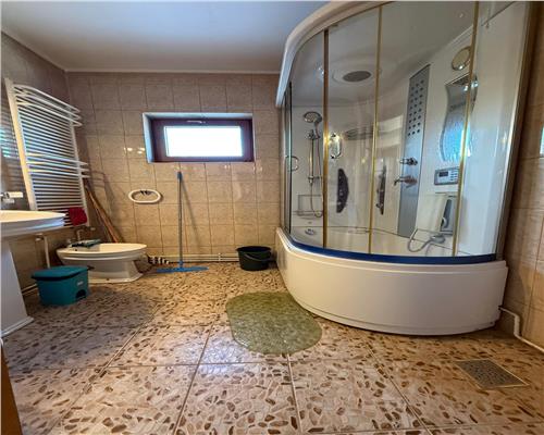 Vila de inchiriat D+P+E,  in Bucium – Bellaria Iasi