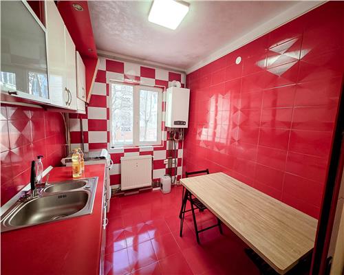 Ap de inchiriat, 3 camere, aproape de PALAS  CAMPUS