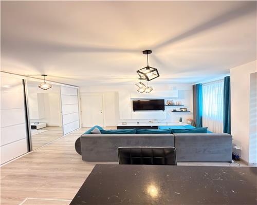Apartament 2 cam, open space, de vanzare zona Bucium