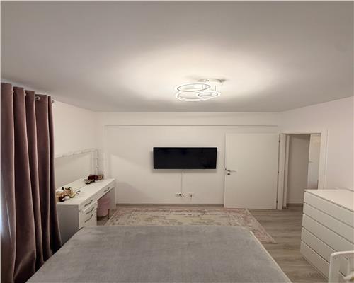 Apartament 2 cam, open space, de vanzare zona Bucium